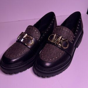 Michael Kors, Stylish Black and Gold Women's Loafers, Sz 6, NEW